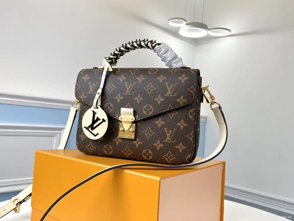 Affordable LOUIS VUITTON POCHETTE METIS 0605